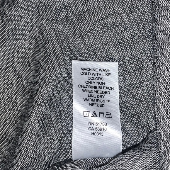 Classy Print Strapless Fitted Top - Picture 4 of 9